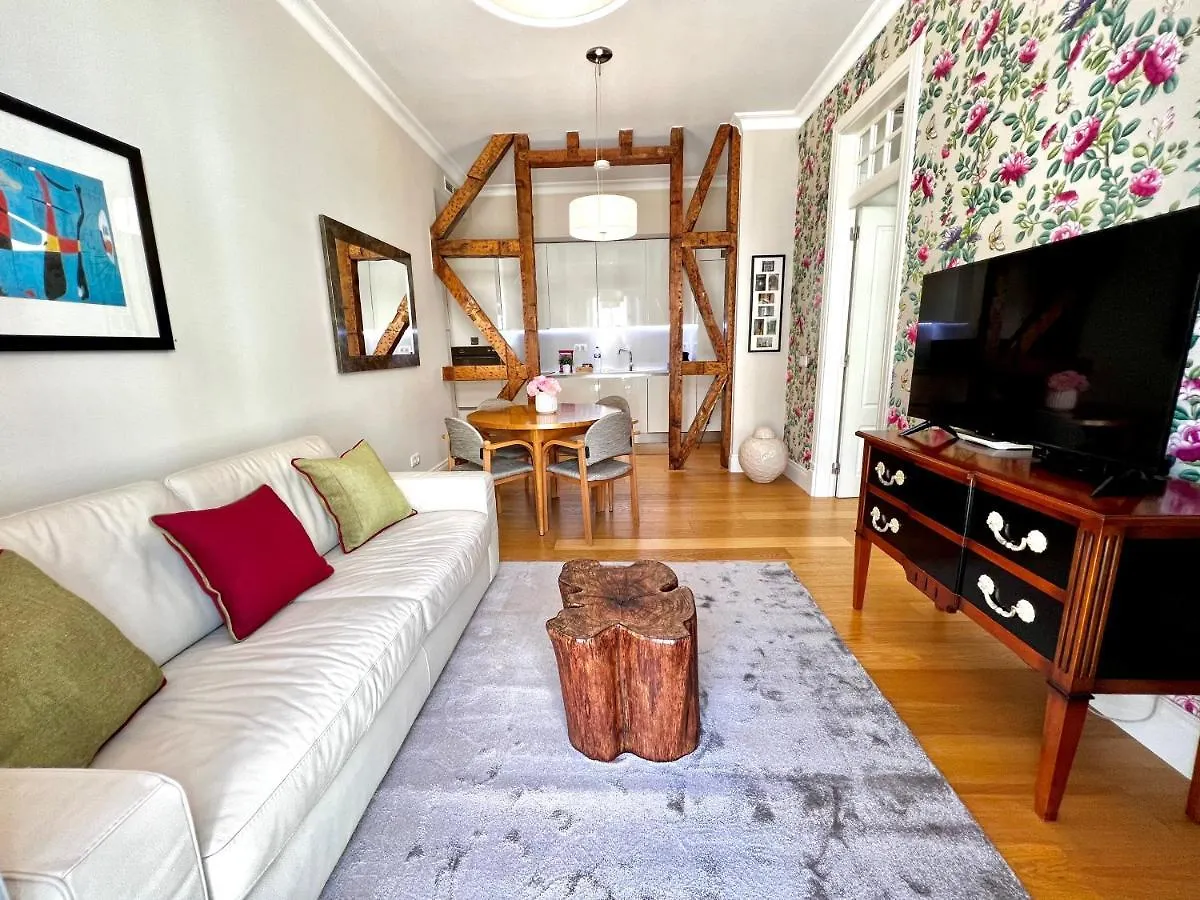 Apartment Downtown Lizbona